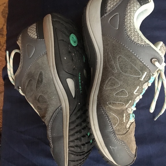 Merrill “Castle Rock/Lagoon” women’s 6.5 - Picture 3 of 6